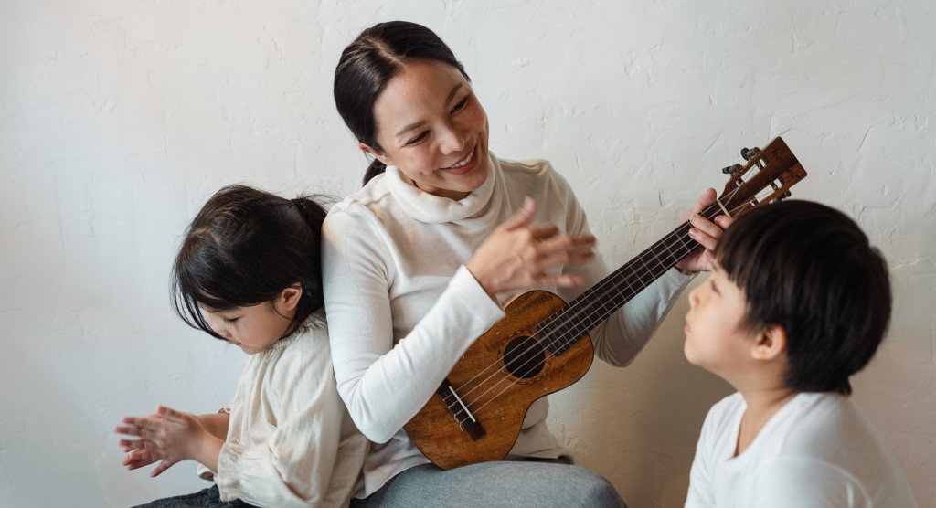 The many benefits music gives kids